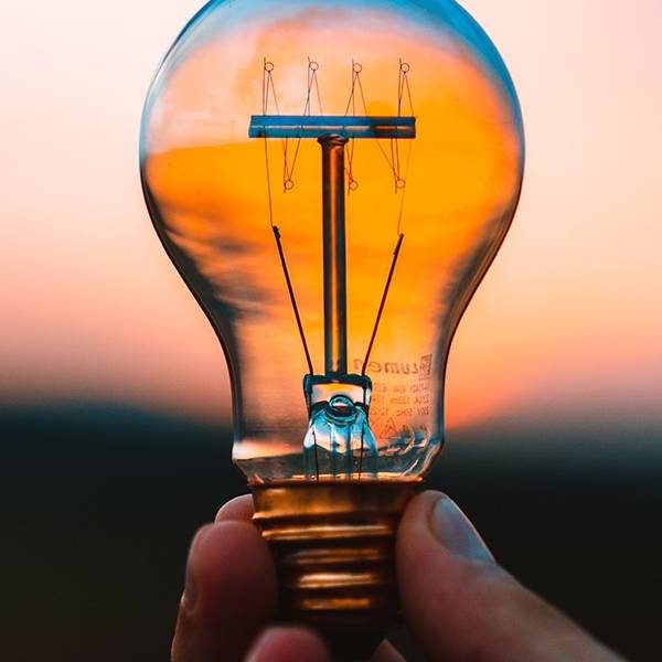 Que potencia de luz debemos contratar en casa?