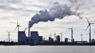 España encara el reto del 81% renovable con solo un 12,4% hidráulico: "Hay presas con un 40% de probabilidad de fallo"