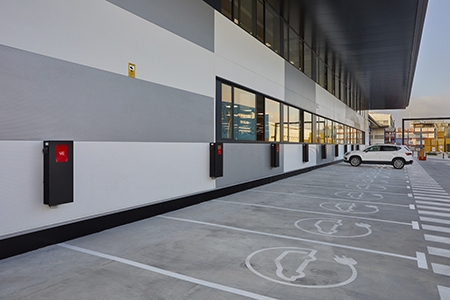 V2C y Saltoki promueven la movilidad eléctrica en España y Andorra