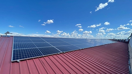 Iberdrola pone en marcha en Villanueva de la Serena su primera comunidad solar en Badajoz