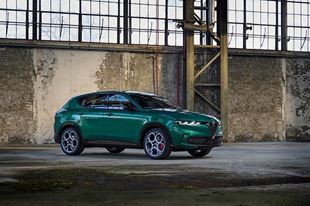 Alfa Romeo entra en el mundo de la electrificación con el nuevo SUV Tonale