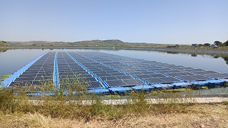 Powen desarrolla un proyecto de autoconsumo sobre el agua