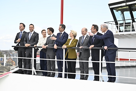 Nueve líderes de la UE acuerdan desarrollar energía eólica marine en los mares del Norte